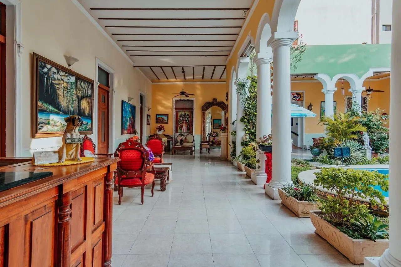 ***  Hotel Santa Maria Merida Mexico