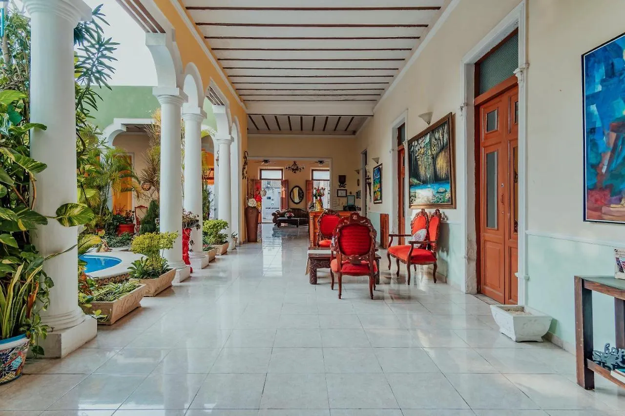 Hotel Santa Maria Merida